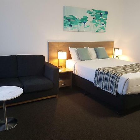 Mid City Motor Inn Singleton Εξωτερικό φωτογραφία