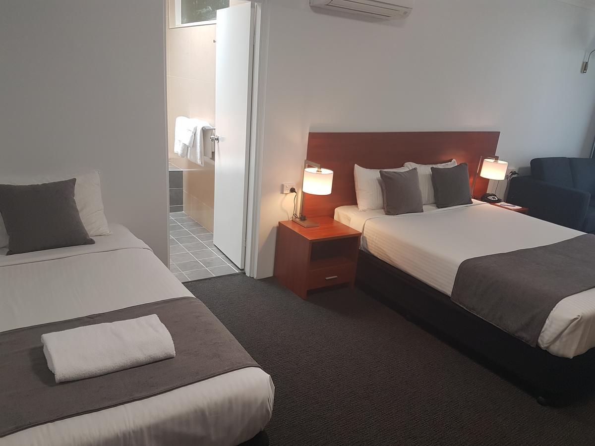 Mid City Motor Inn Singleton Εξωτερικό φωτογραφία