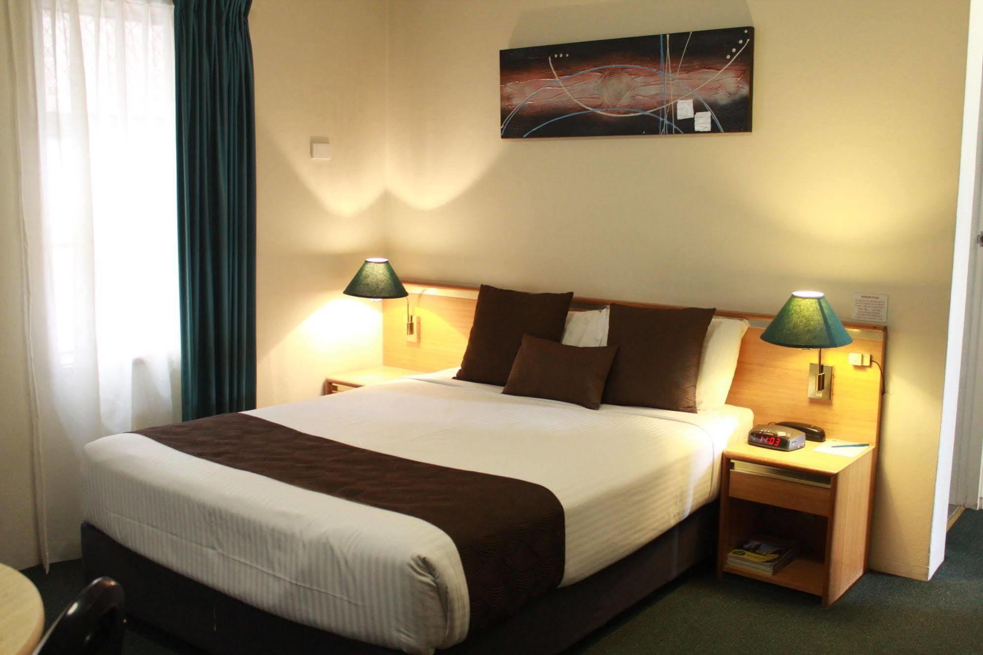 Mid City Motor Inn Singleton Εξωτερικό φωτογραφία