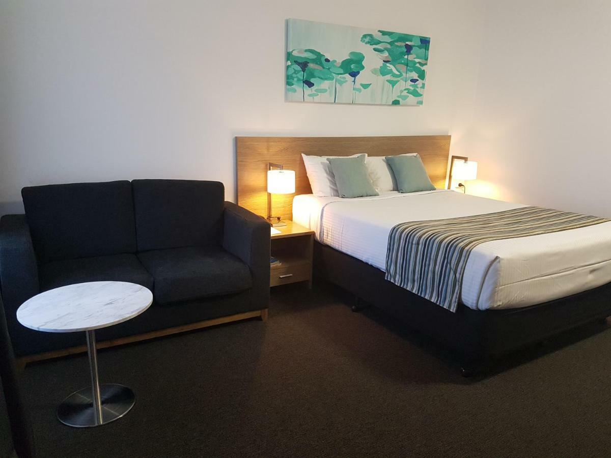 Mid City Motor Inn Singleton Εξωτερικό φωτογραφία