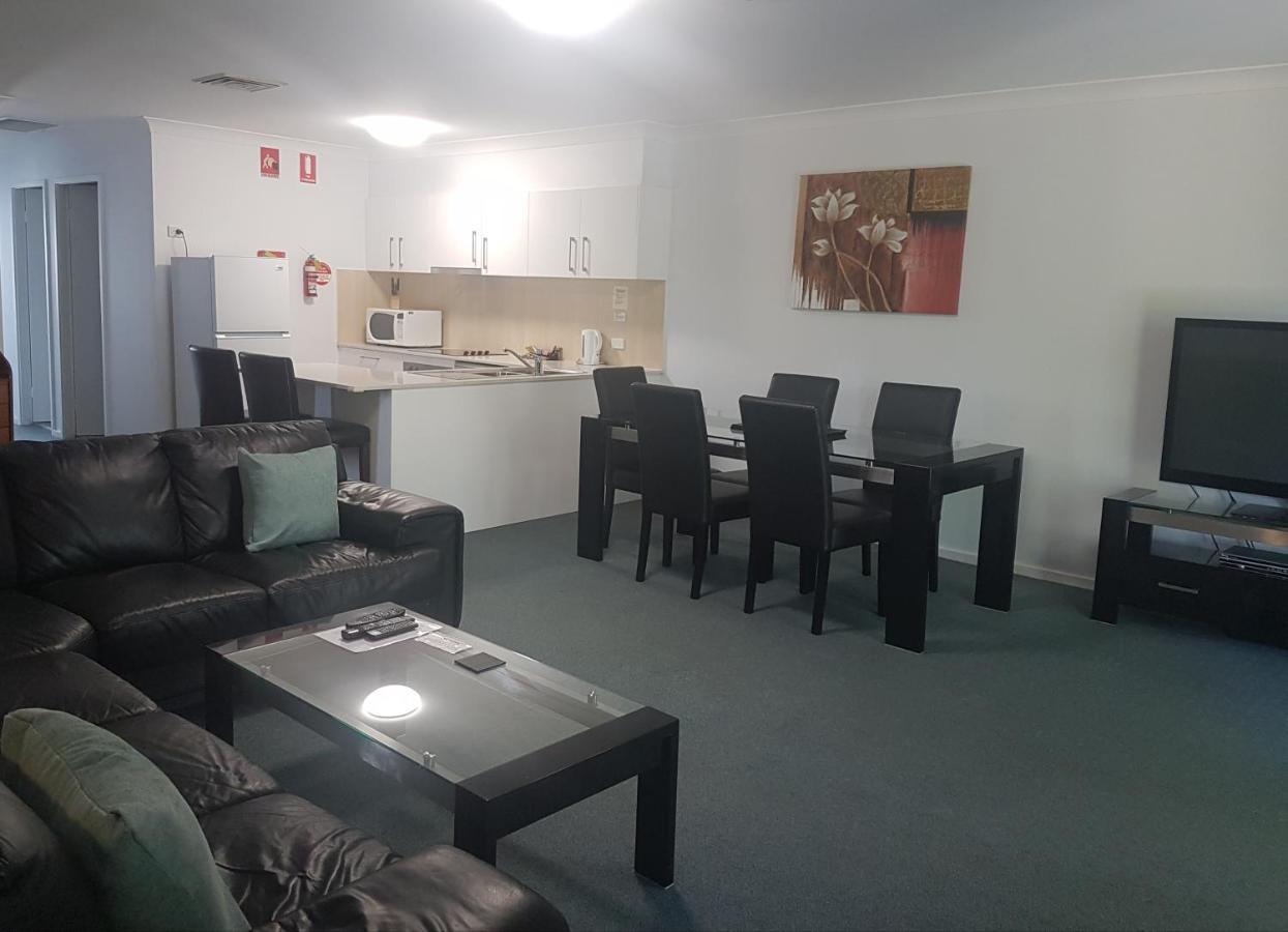 Mid City Motor Inn Singleton Εξωτερικό φωτογραφία