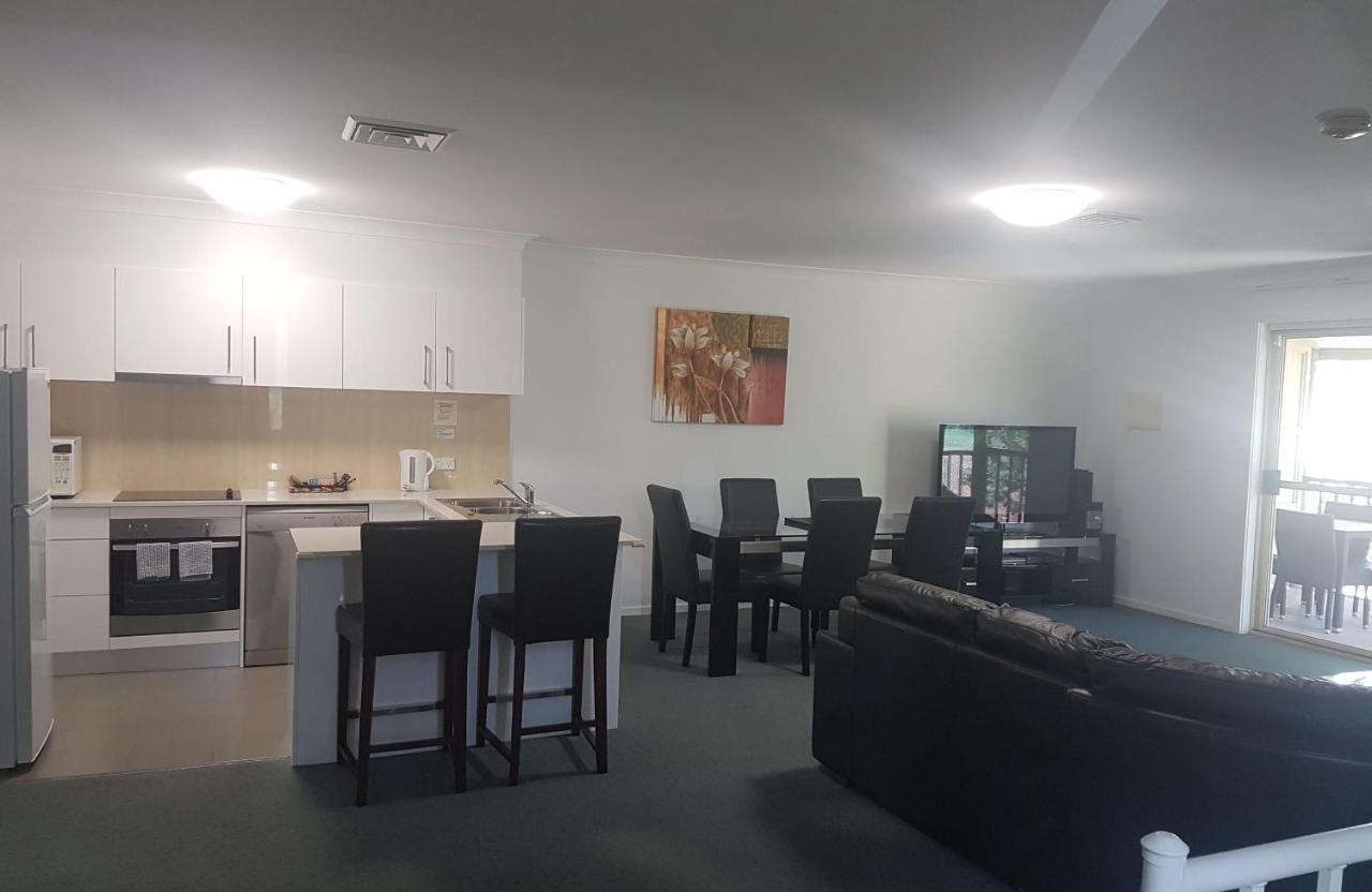 Mid City Motor Inn Singleton Εξωτερικό φωτογραφία